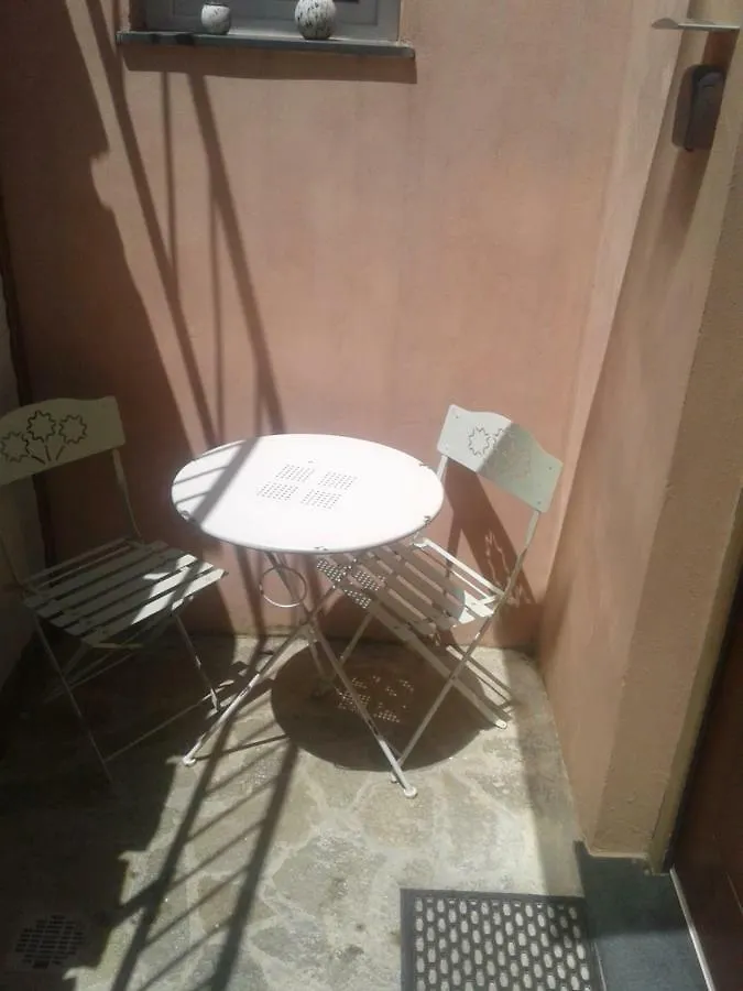 Monolocale Per Coppia Apartment Carrodano Inferiore 0*,  Italy